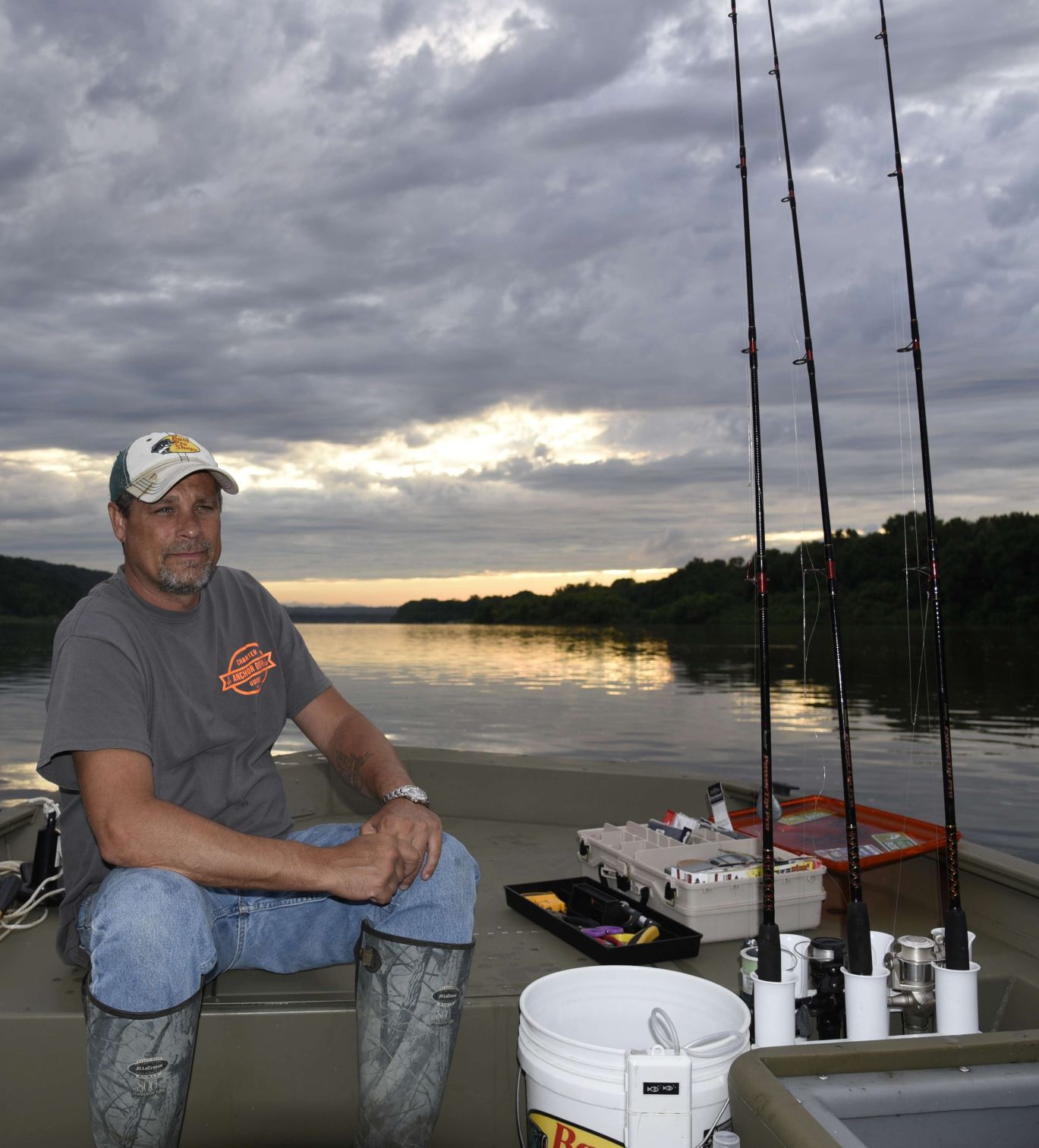 flathead catfish guide Chris Axe